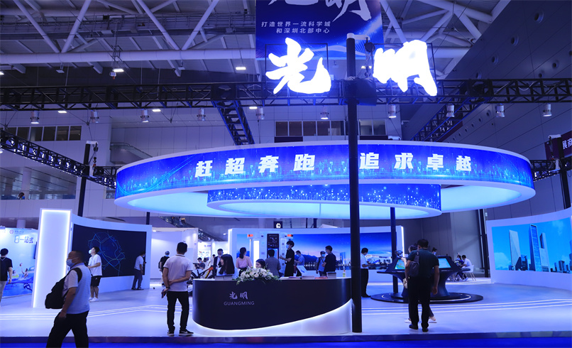 “文化+科技”魅力炫闪！球王会体育首页“24小时书香亭”亮相文博会