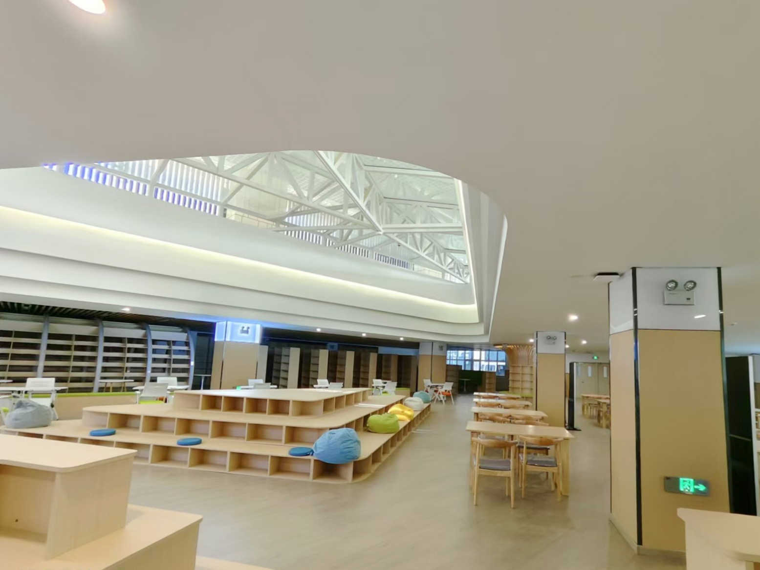 球王会体育首页案例 | 锚定未来，助力南川中学打造西部教育数字化新标